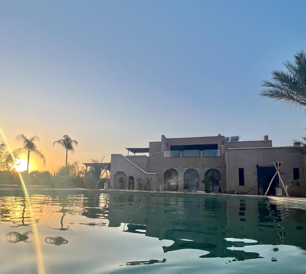 Villa Beij Sidi Abdallah Ghiat Exteriör bild